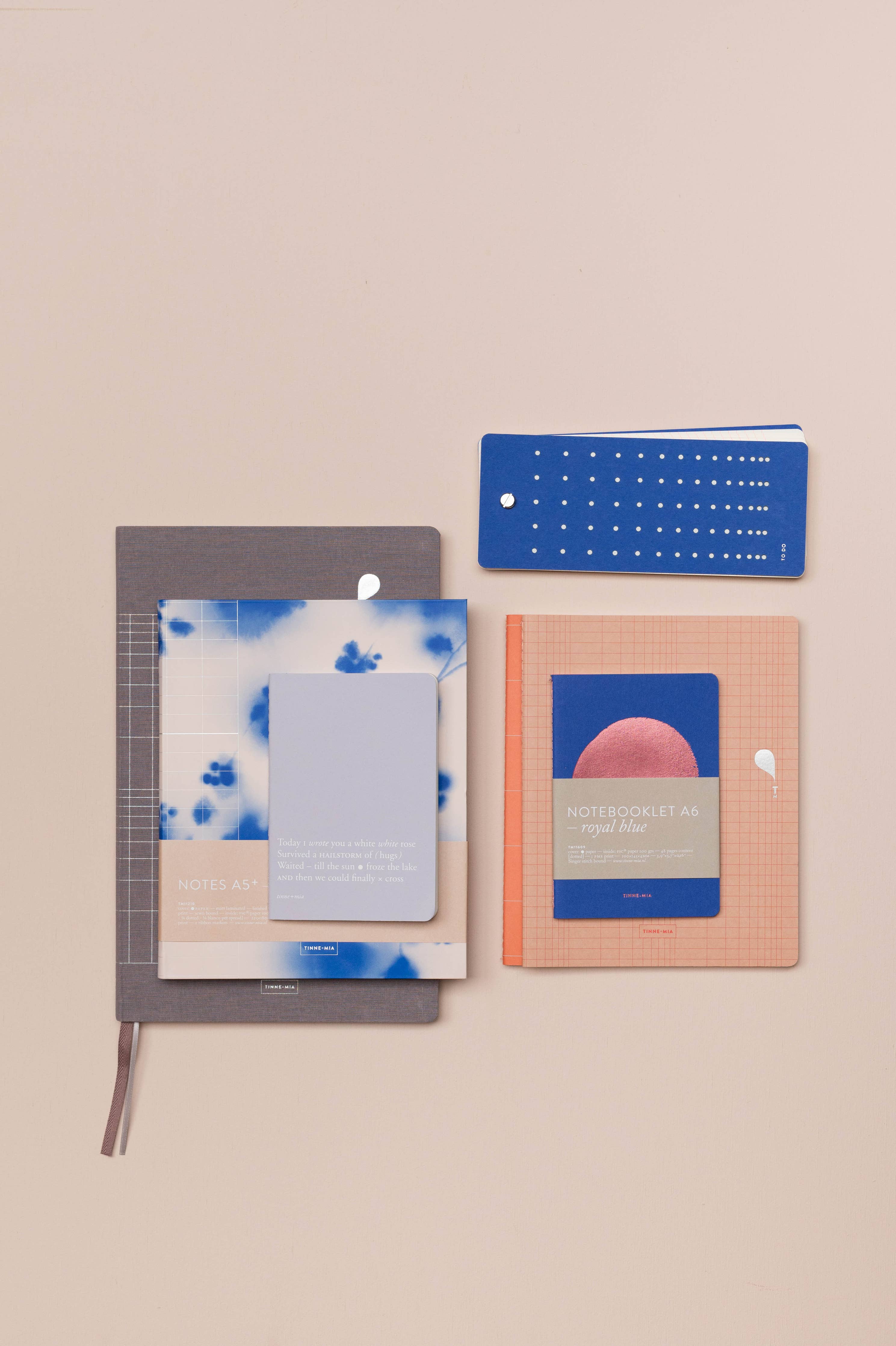 Tinne Mia | A4 Linen Notebook - Frene Violet - Image 3